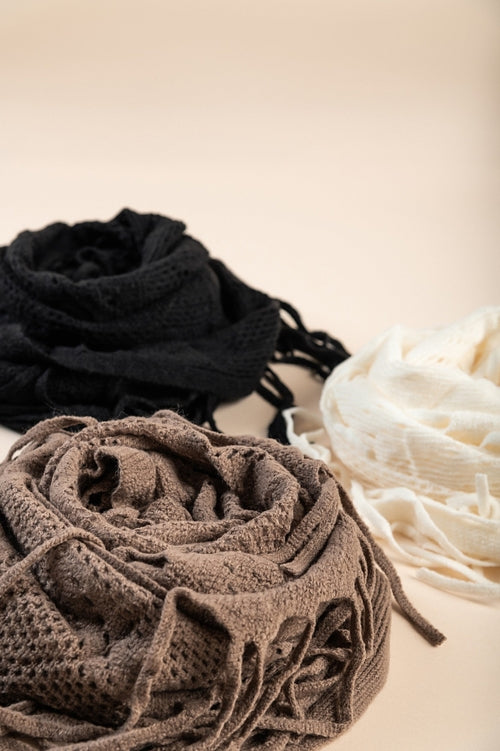 Set of 3 scarves, multicolored.