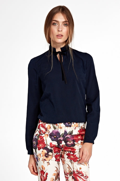 Blouse model 125161 Nife