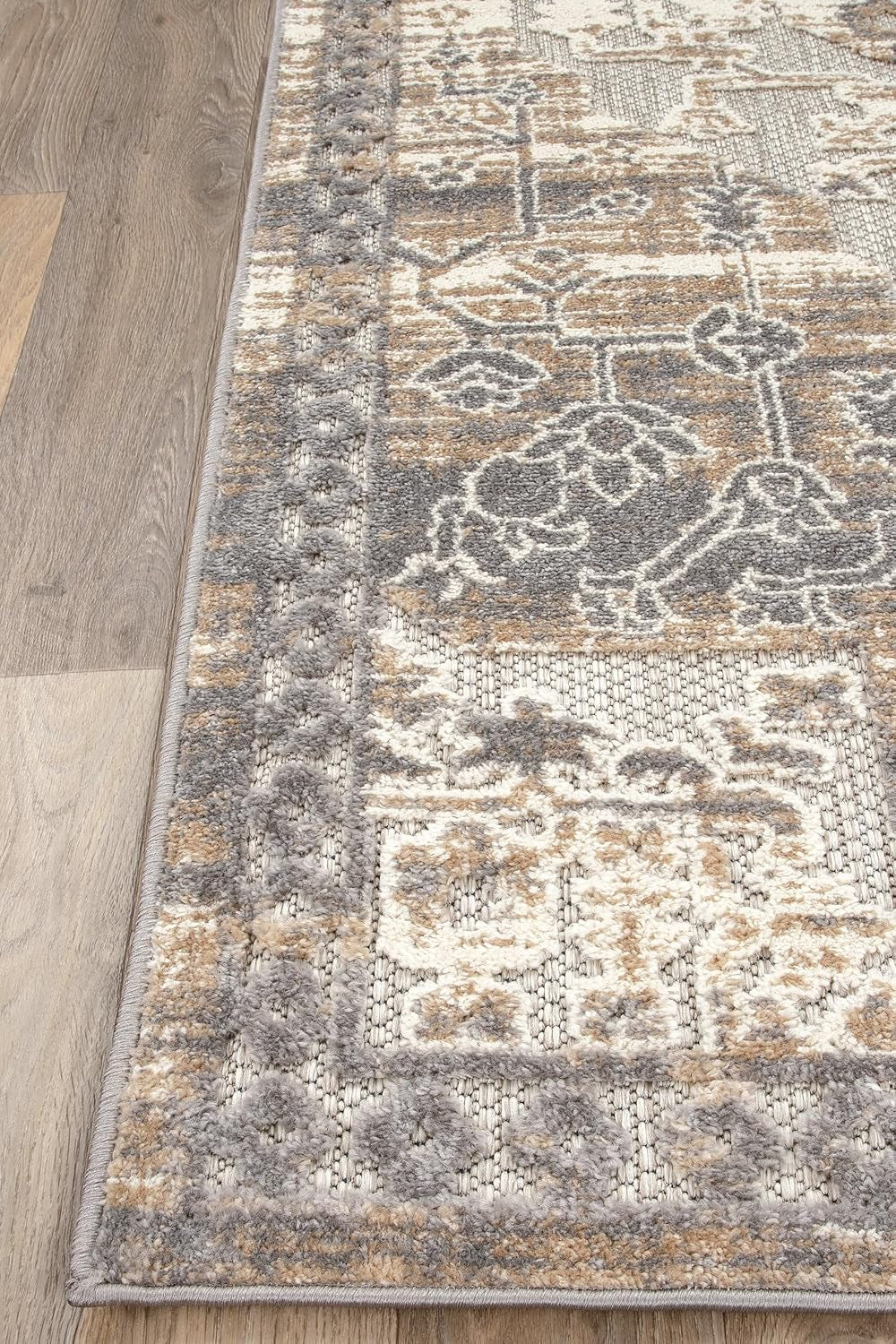 Distressed Traditional Indoor/Outdoor Runner Rug 2' X 7' Beige